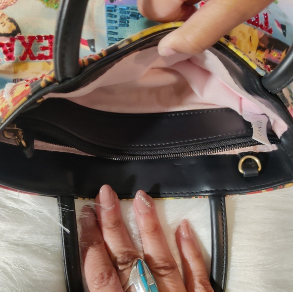 Vintage Bueno 8.5" x 6.5" Retro Style Sequin Mini Shoulder Bag Purse US Cities - Picture 6 of 11